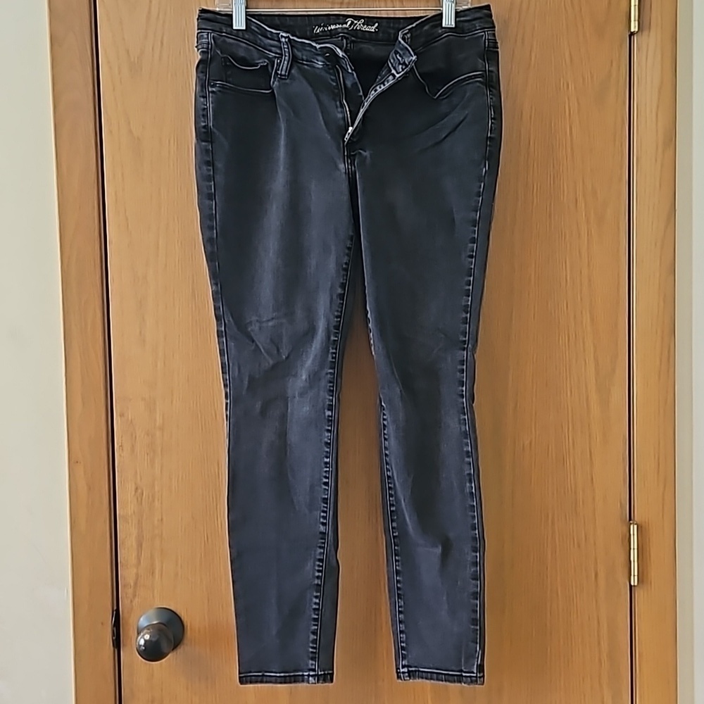 Black Jeans